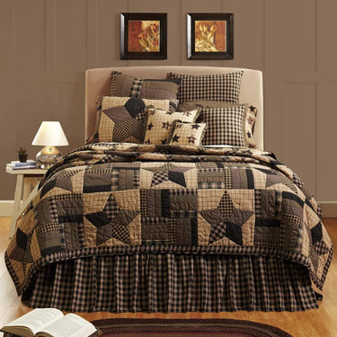 Bingham Star California King Quilt 130Wx115L VHC Brands - The Fox Decor